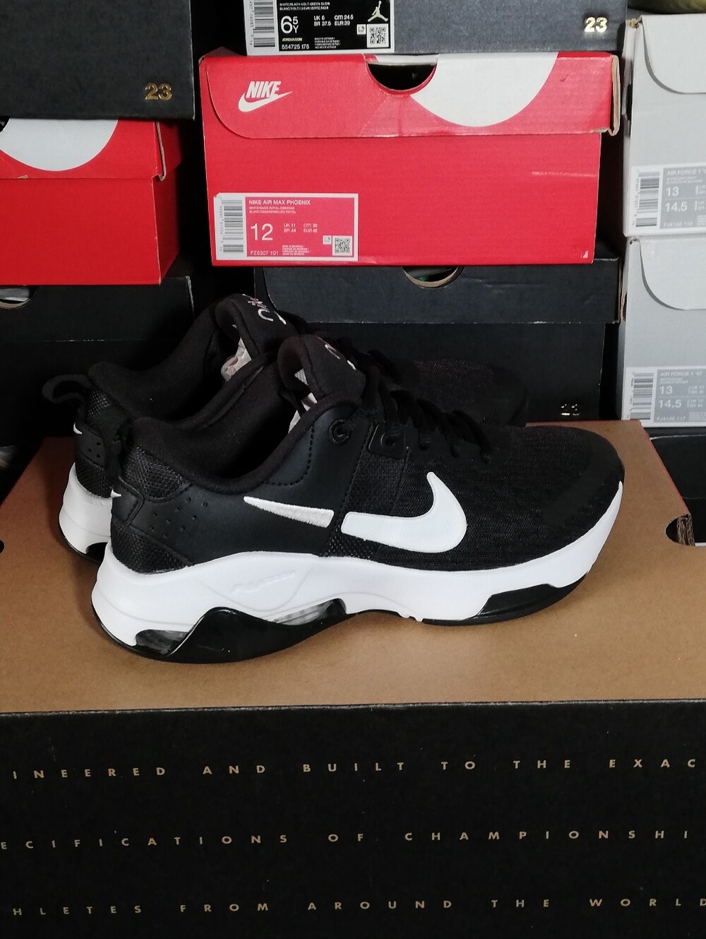 NIKE AIR ZOOM BELLA 6 WOMEN US SIZE 7 MINT COND - Picture 5 of 10